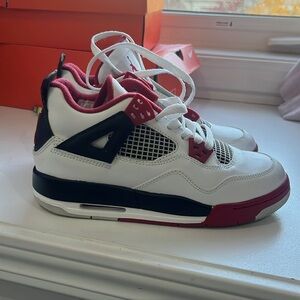 Jordan 4s youth Sz 3.5